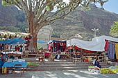 Pisac local market